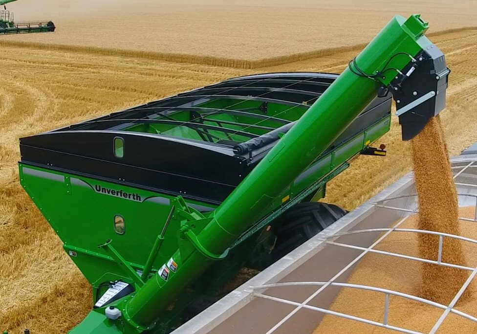 unverferth-grain-cart-1138-high-quality-finish